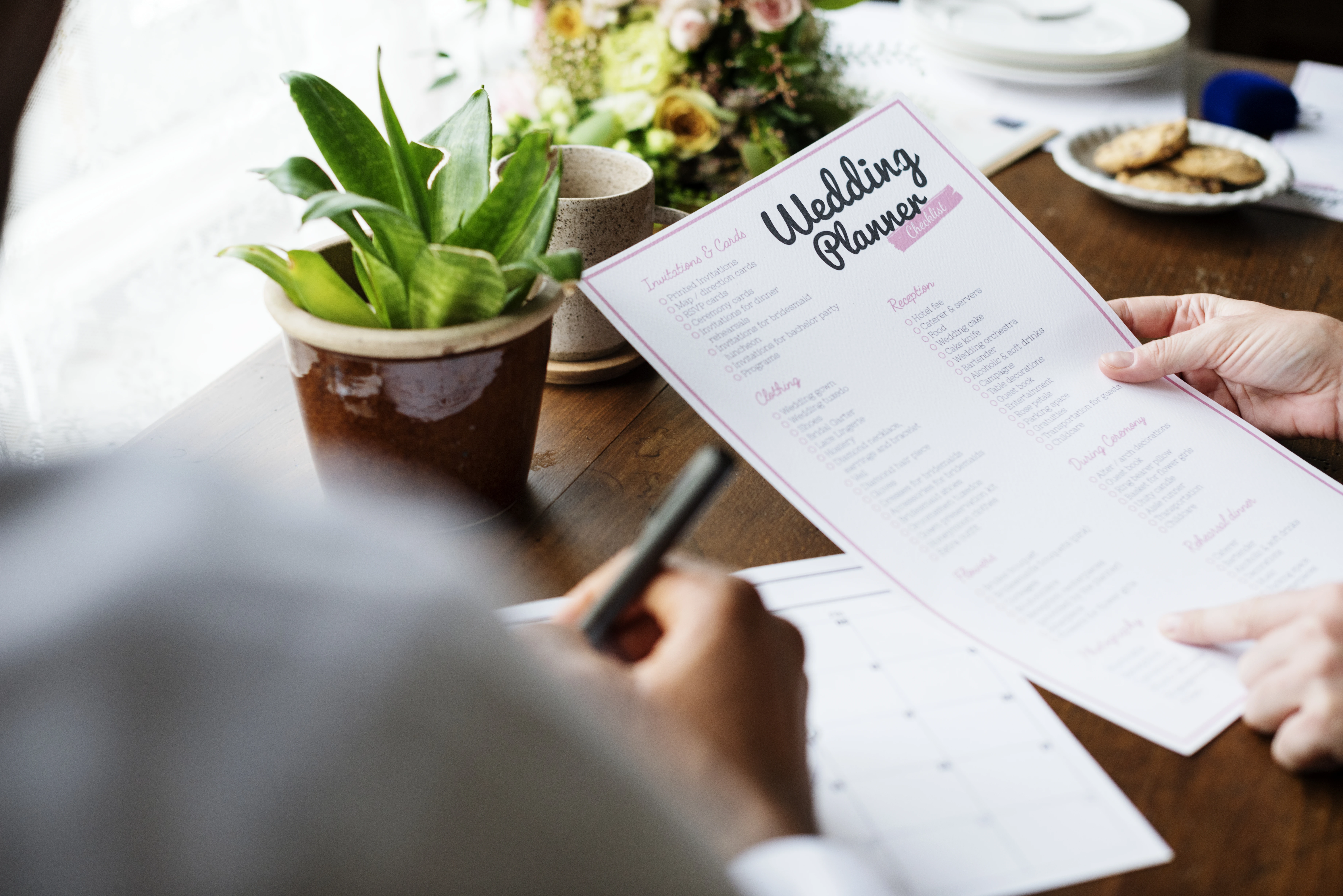 Wedding Budget Planning Checklist: Avoid Hidden Costs and Save Money